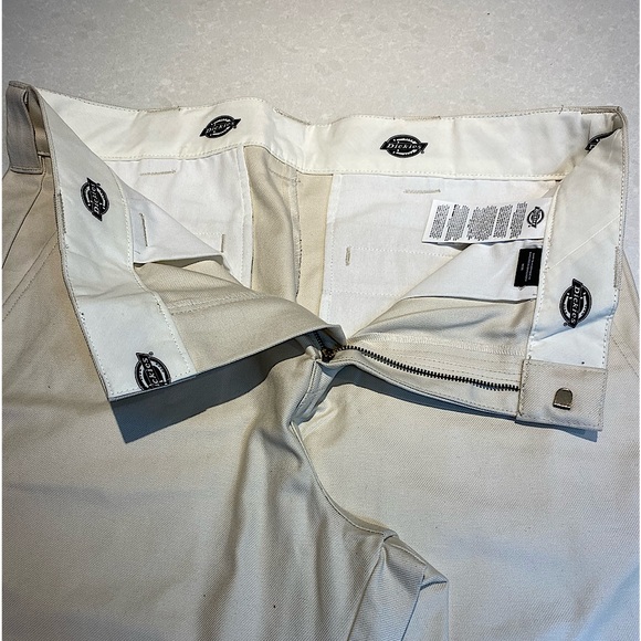NEW Dickies MEN Cobden Short With Tags Size 34 Cream ⭐️⭐️⭐️⭐️ - Picture 12 of 17